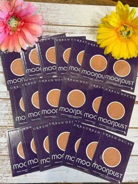 Urban Decay Space Cowboy Sample Pack 20X Moondust Eyeshadow Highlighter Gift Set